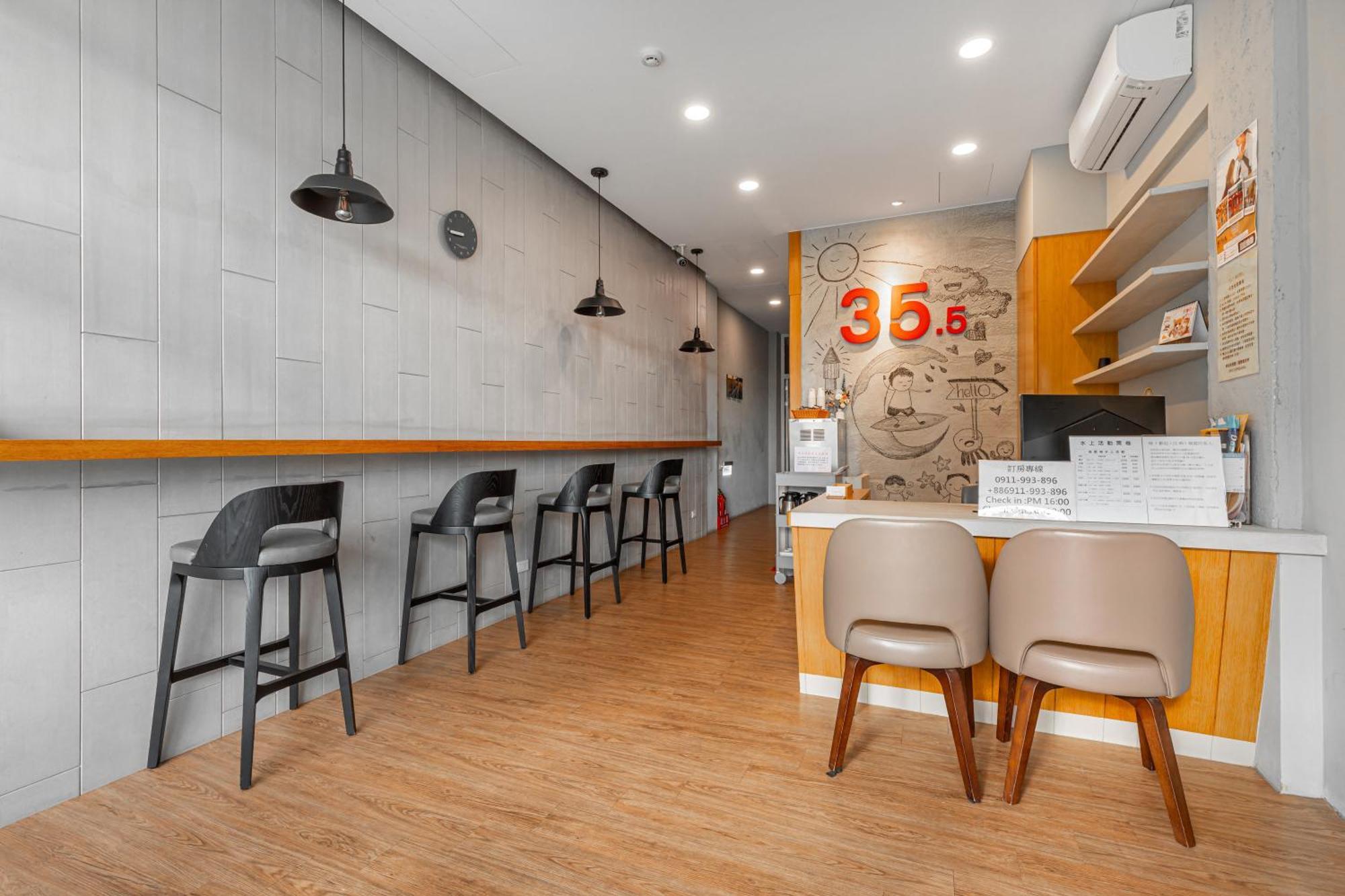 35.5 Inn Kenting Exterior photo